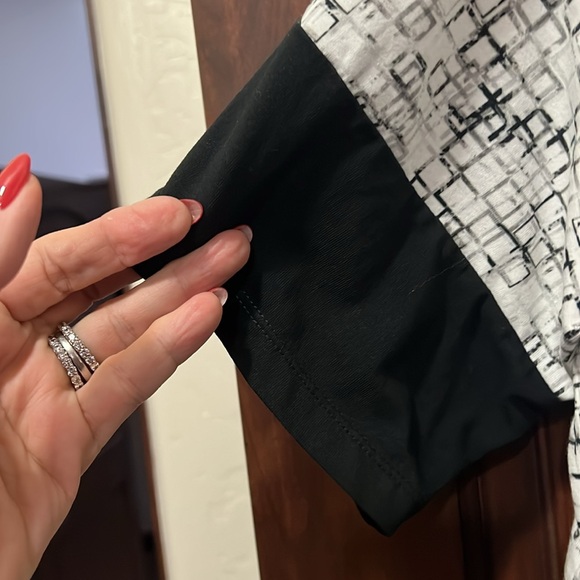 Tunic - Picture 3 of 7